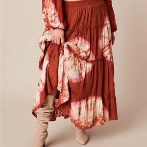 The Odells Lidia tie dye skirt size small NWOT